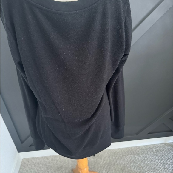 Alo Pullover Top - Picture 3 of 4